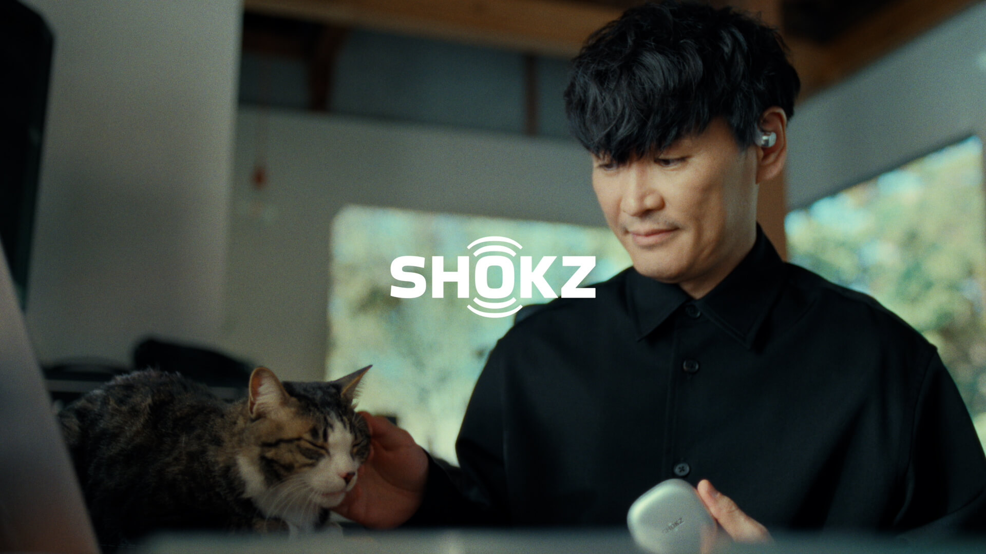 Shokz「音楽みたいに素敵な音」篇